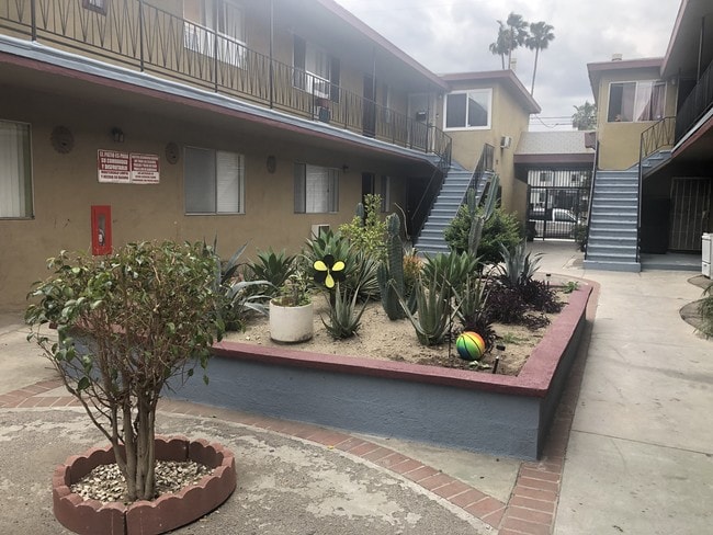 Building Photo - 9204 Sepulveda Blvd