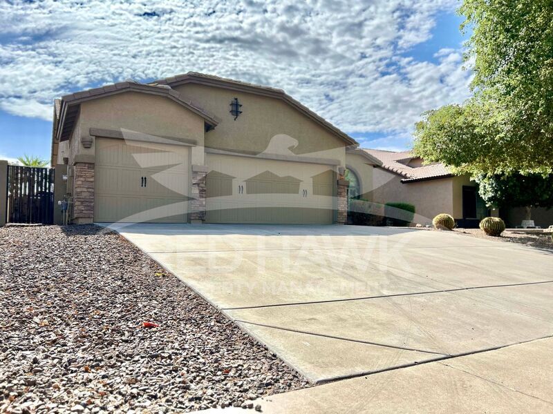 Primary Photo - 879 S Phelps Dr
