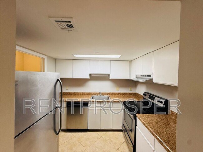 Foto del edificio - 4151 S Semoran Blvd