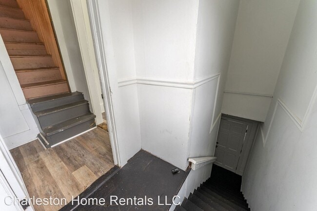 Building Photo - 1 br, 1 bath House - 68 Lee St. Unit A (2020)