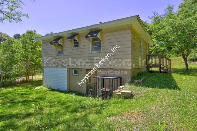 Building Photo - 3445 Doster Way