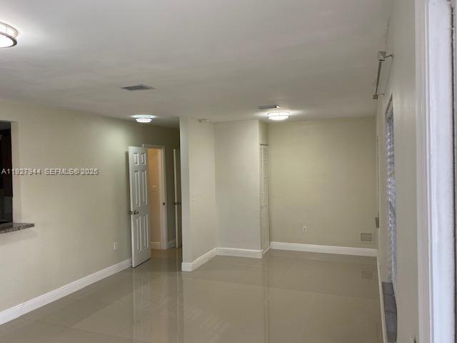 Foto del edificio - 1815 NE 175th St