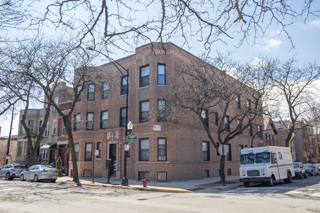 Building Photo - Lexington 90