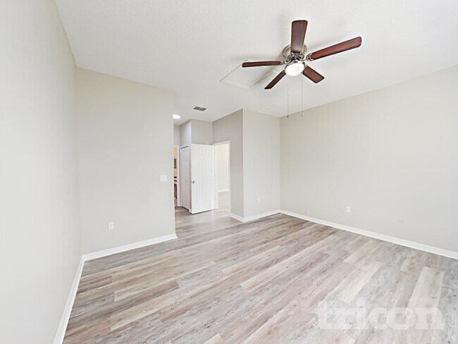 Foto del edificio - 408 Idlewild Ave