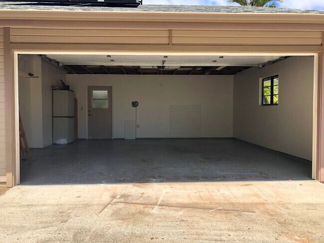 Foto del edificio - Hawaii Kai 3 / 2.5 / 2 Single Family Home
