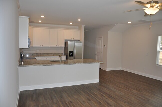 Foto del edificio - 6904 Eddy Point Ln