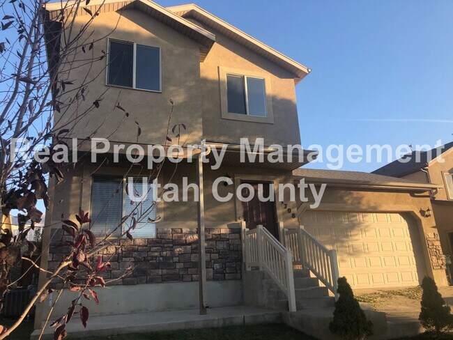 Foto del edificio - 1708 E Ridgefield Rd