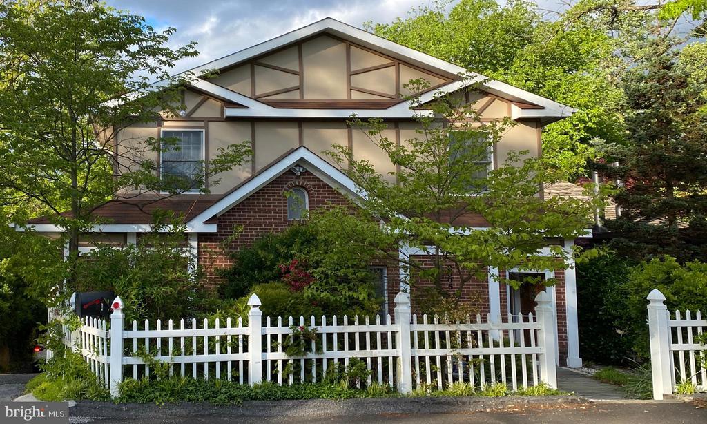 Foto principal - 2905 24th St N