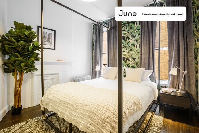 Building Photo - Room in Shared 3 bed/1 bath home in Prospect Heights