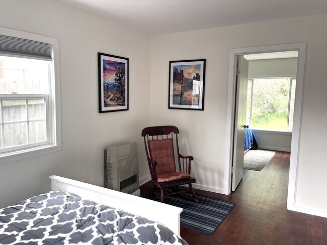 Foto del edificio - Fully Furnished- 2 bedroom/ 2 bathroom in ...