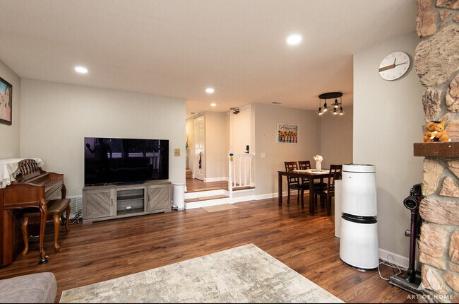 Foto del edificio - 257 Coventry Cir