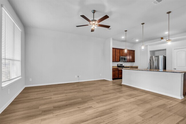 Building Photo - 3430 Redbridge court