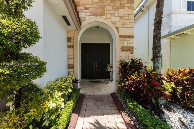 Foto del edificio - 10560 NW 69th Ter