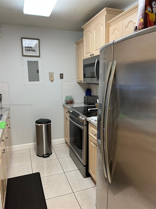 Foto del edificio - 10135 NW 9th St Cir