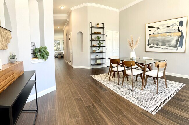 Foto del edificio - 829 Fallkirk Ct