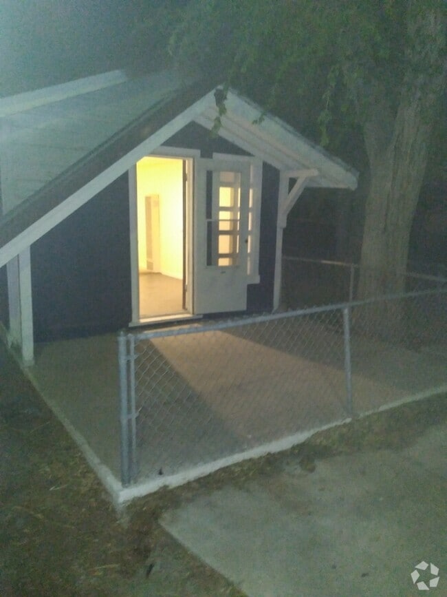 Apartments under 1,000 in Lovelock NV 1 Rentals