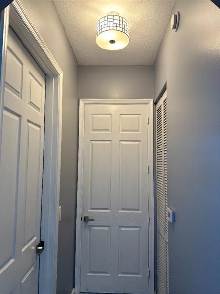 Building Photo - 4706 SW 160th Ave