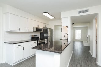 Building Photo - 5800 Lumberdale Rd