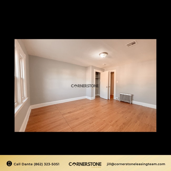 Building Photo - 211 N 19th St