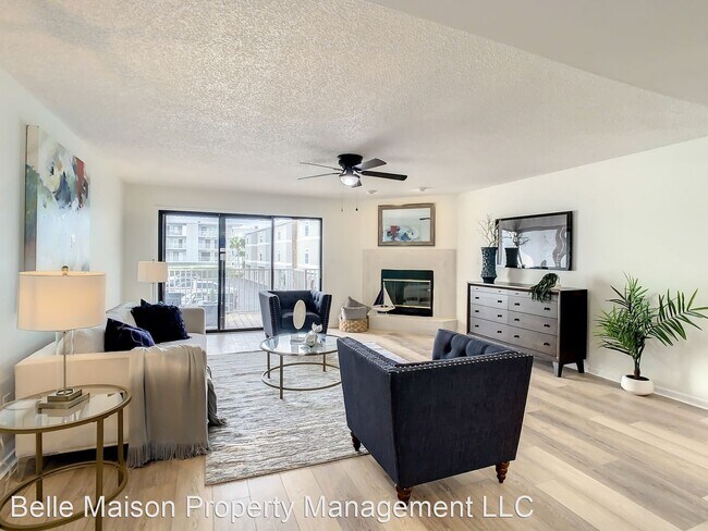 Building Photo - 2 br, 2.5 bath House - 745 Pinellas Bayway...