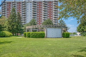 Building Photo - 1105 Jalna Blvd
