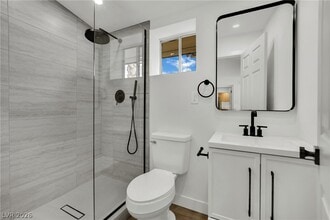 Building Photo - 2325 Sombrero Dr