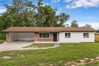 Building Photo - 4116 SW 20th St