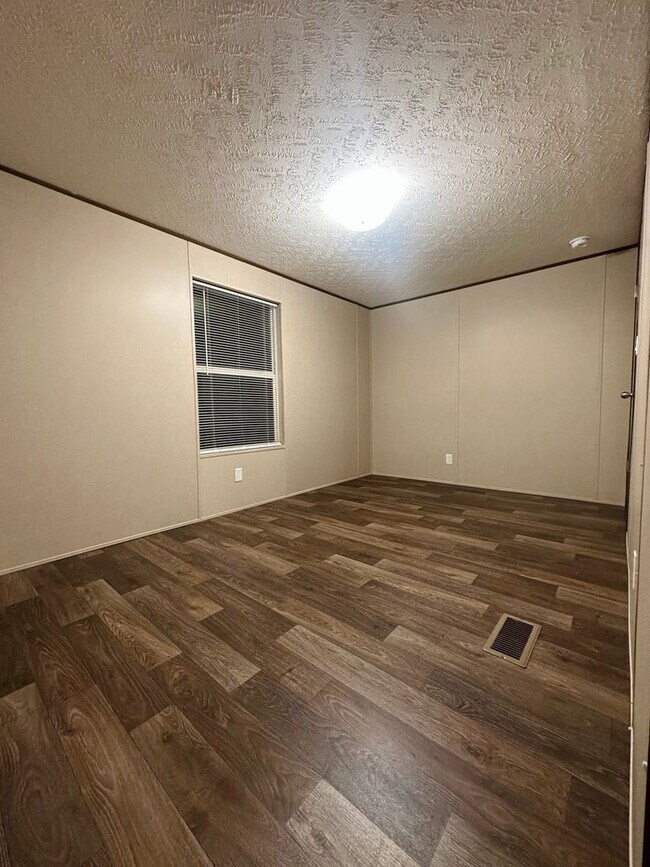 Foto del edificio - 2800 Fort Worth Dr