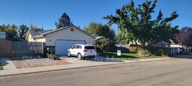 Foto del edificio - 2263 E Clarene St