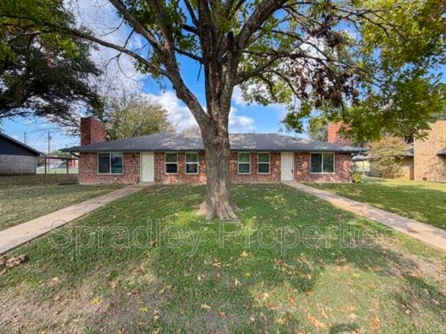 Building Photo - 3302 Keller Rd