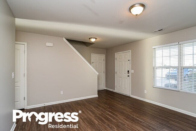 2303 Portola Ct photo'