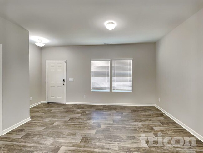 Foto del edificio - 841 Georgia Oak Ln