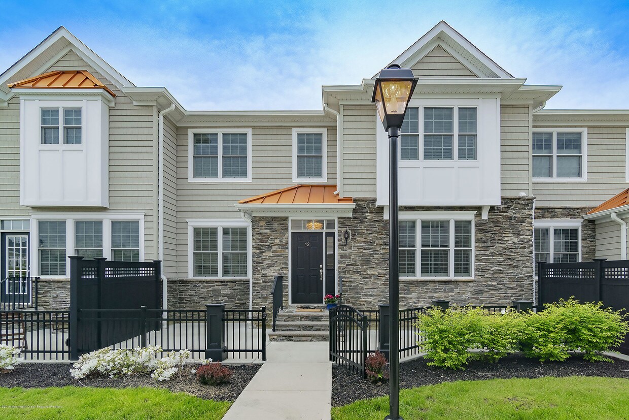 Foto principal - 12 Carriage Gate Dr