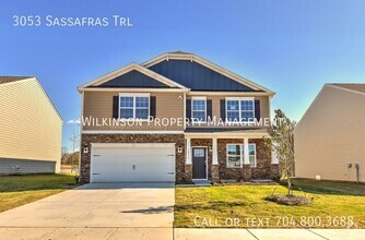 Building Photo - 3053 Sassafras Trl