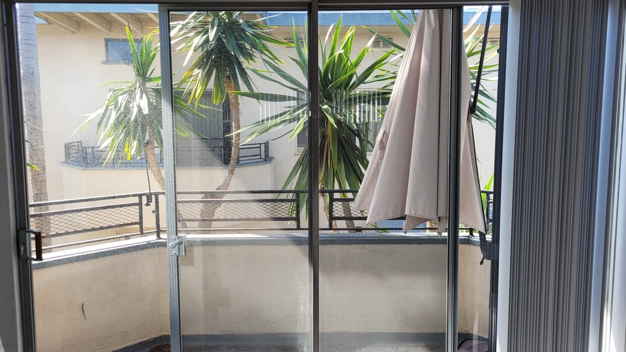 Primary Photo - 12015 Lamanda St