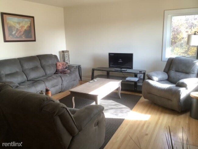 Foto del edificio - 2 br, 1 bath House - 1209 Harney Street