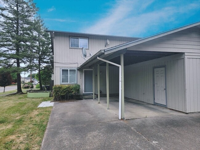 Foto del edificio - 186-02 Bending