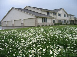 $925 - $1.040 - 410 Linden Dr