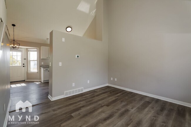 Foto del edificio - 599 Janelle Cove Way