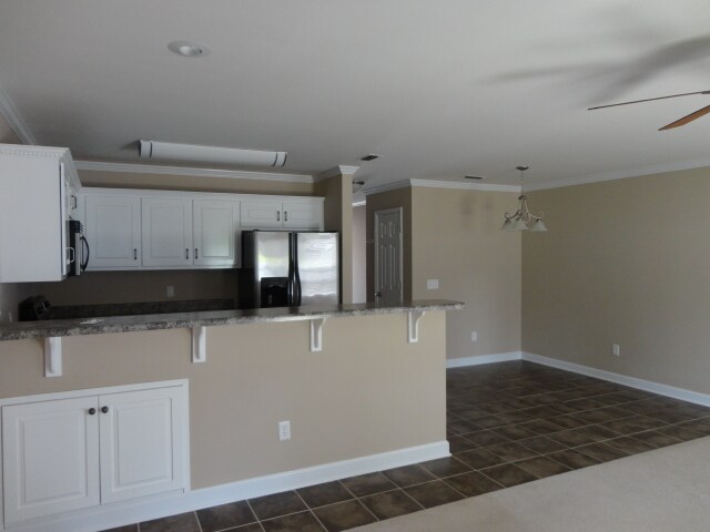 Building Photo - 100 Cody Dr