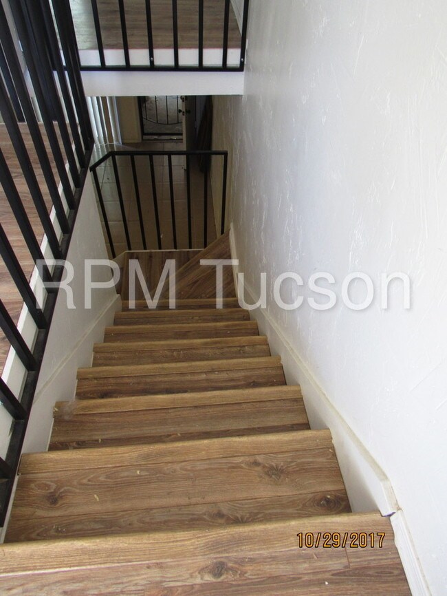Foto del edificio - 1620 N Wilmot Rd