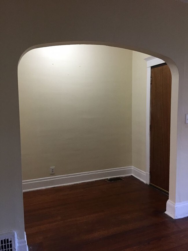 Foto del edificio - 5715 W Huron St