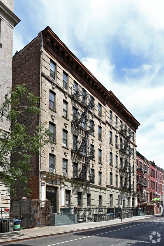 Foto principal - 571 West 159th Street