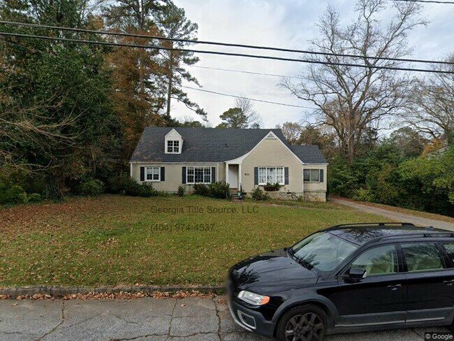 Foto del edificio - 211 Garden Ln