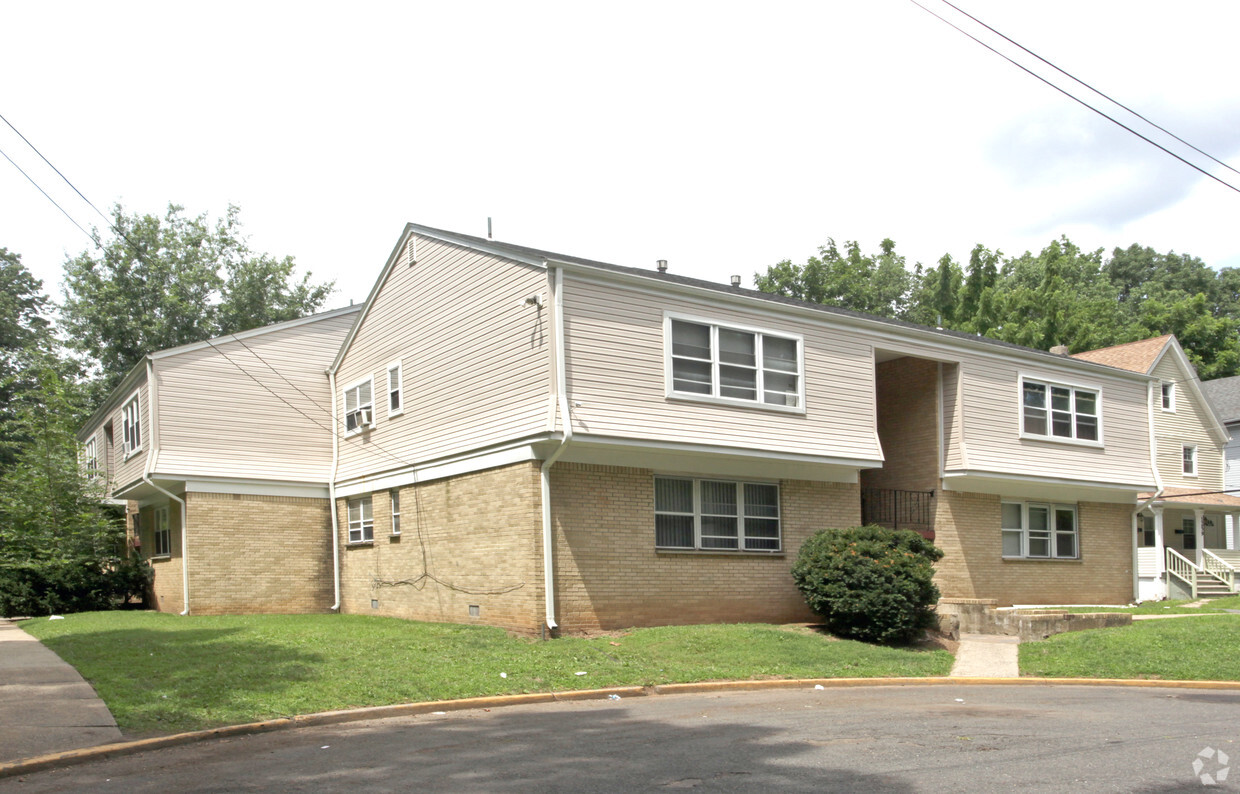 Primary Photo - Milton Terrace Apartments