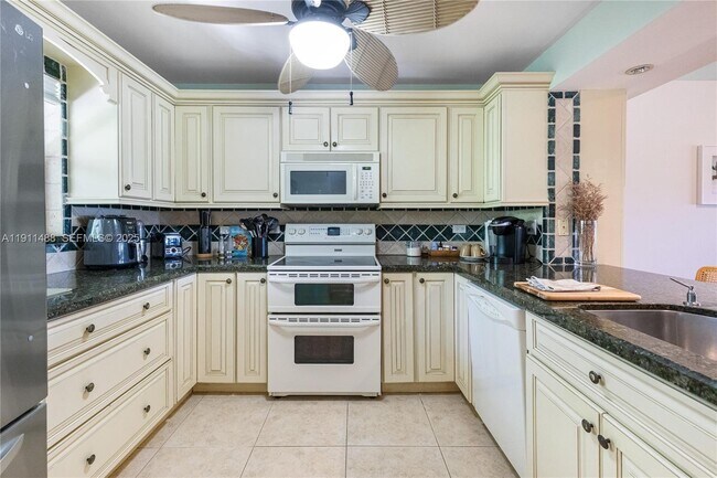 Foto del edificio - 96000 Overseas Hwy