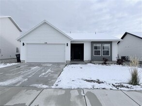 Building Photo - 528 W 1150 N