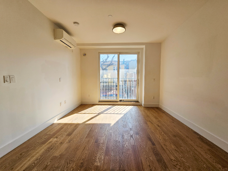 Foto principal - 1516 Fulton St