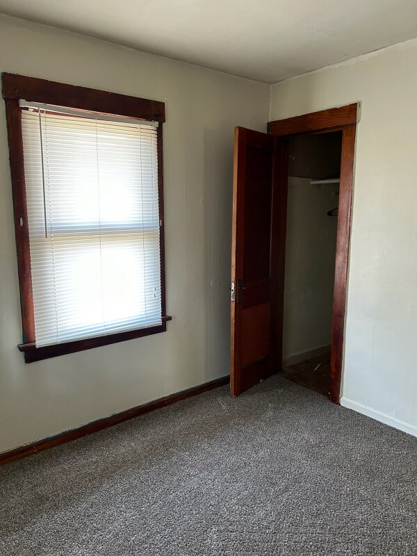 Foto del edificio - 1204 NW Harrison St