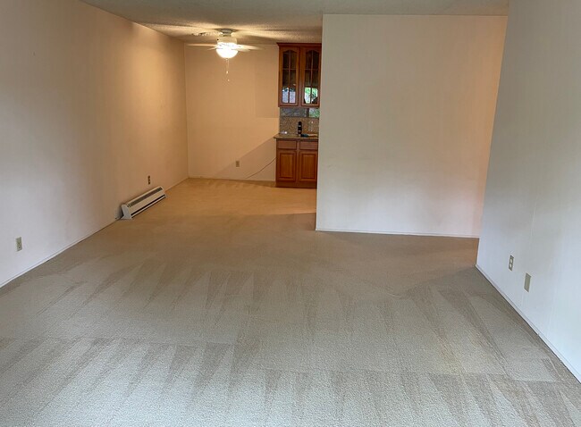 Living Room and Dining Room - 1305 Boulevard Way